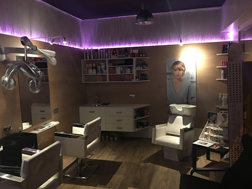 Optimistic Perruqueria en Bagà