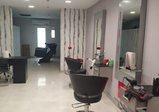 Herves perruqueria Unisex – Arenys de Mar