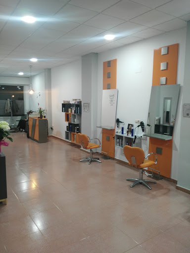 Eileen Formación de estilistas en Tobarra