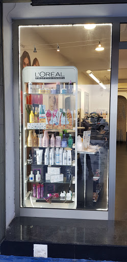 Carmen Perruquers en L