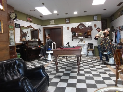 Barber Jesús Moreno en El Ejido