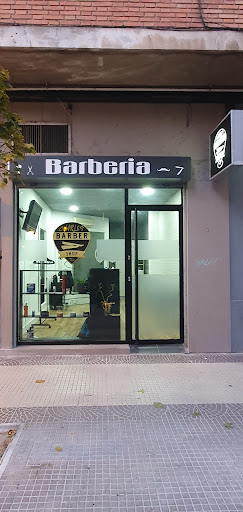 Charles barbershop en Logroño