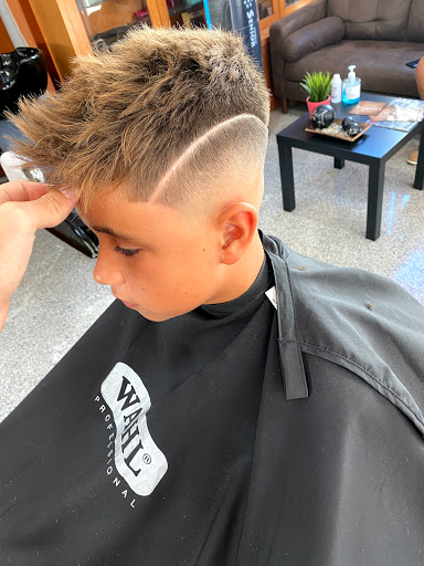 Peluquería & Barbería PAPABARBER en Chiclana de la Frontera