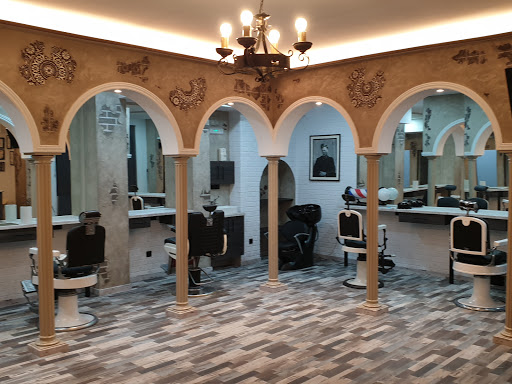Lucena Barbershop By Antonio Cañete. en Benalmádena