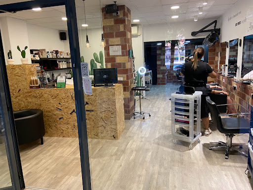 Perruqueria Urban Estética en Santa Coloma de Gramenet