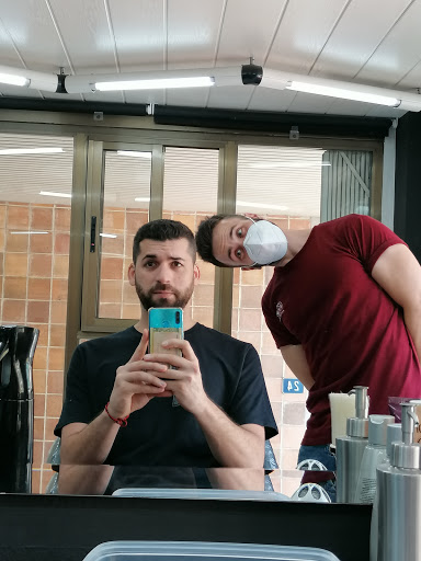 Alexis Peluquero en Bellavista