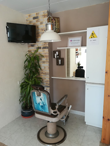 PERRUQUERIA HOMES JAUME NIERGA en Bàscara
