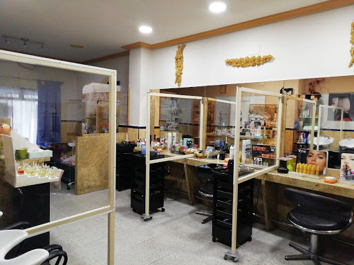 Peluquería Alicia en Cáceres‎