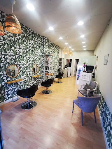 Amazonia Peluquería Unisex en Villanueva de la Cañada
