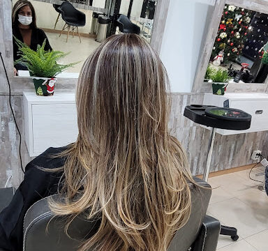 YIGU’S Peluqueros y Estética Colombiana – Madrid