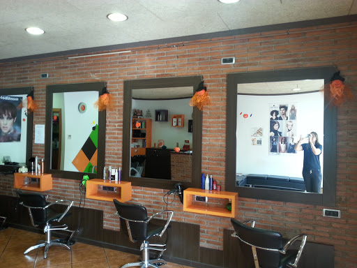 Tris Tras Perruquers en Sant Joan Despí