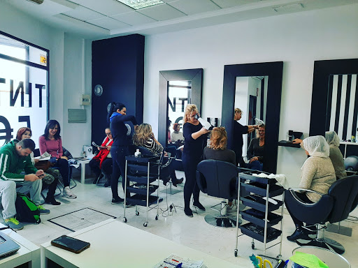 Donna Bella peluqueria y estetica en Gines