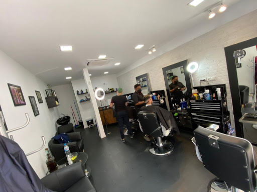 SHAHINER BARBERSHOP en Alcobendas