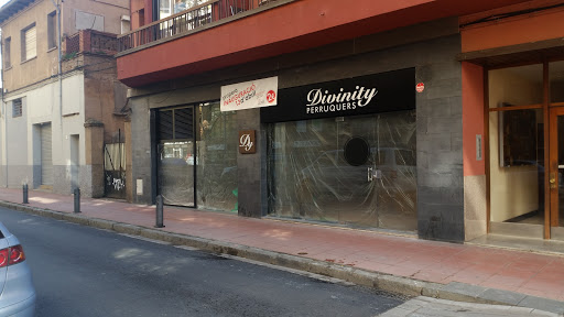 Divinity Perruquers – Vic