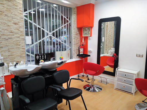 Peluquería Red Mirror en Valladolid
