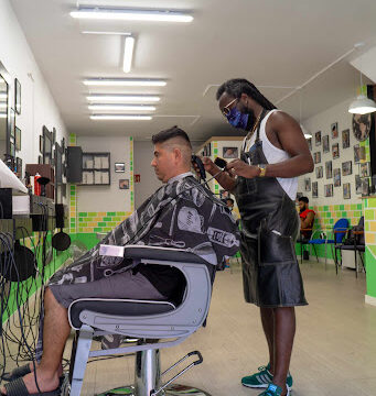 Perruqueria One love barbershop – Vic
