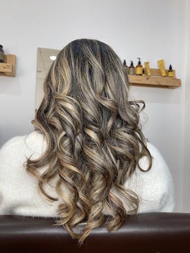 Vera Nature Gandia Peluquería y Estética Natural Novias Diferentes en Gandia
