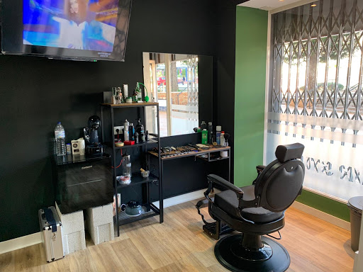 BARBERÍA EL CLANDESTINO en Benalmádena