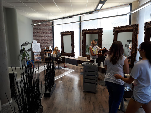 Cristina duarte perruqueria en Blanes