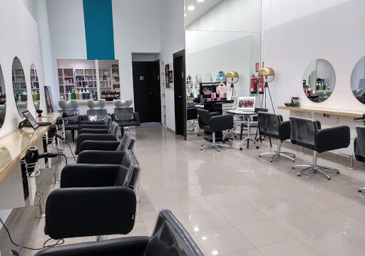 COOL Salón de peluquería y estética. – Albacete