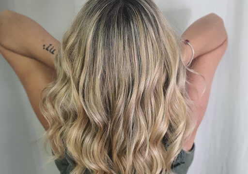 MANOLO LENDÍNEZ Salón de Peluqueria y Maquillaje – Culla