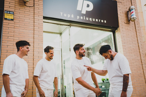 Tupé Peluqueros en Málaga