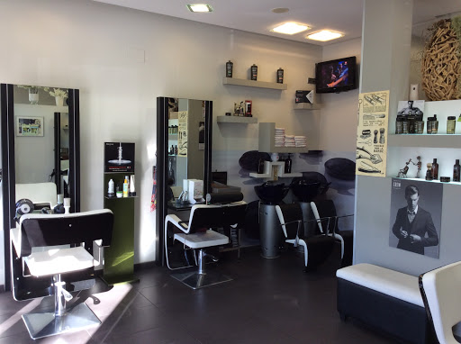 Peluquería en Moratalaz Molina Peluquería & Spa en Madrid