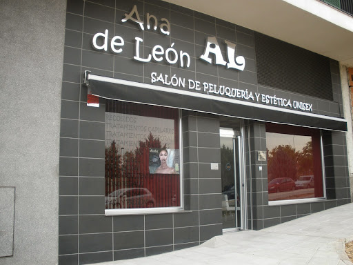 Hairdresser Ana de León en Toledo