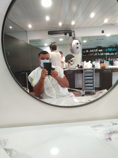 Peluqueria Elena en Albelda