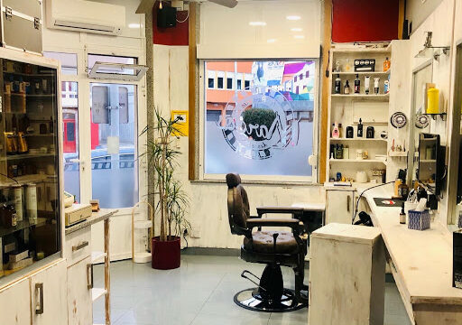 A Barbería De Marcos – As ) ( Santa María