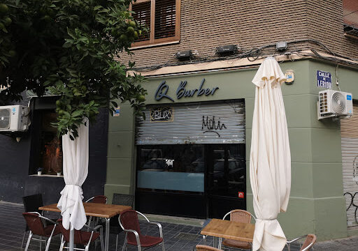Q Barber – Valencia