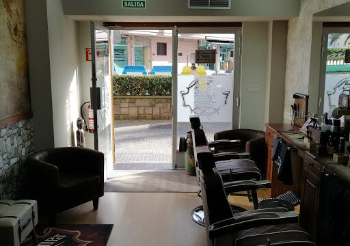 Pelu & Barber Adaluc – Castro Urdiales