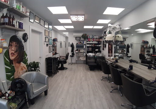 perruqueria estetica barberia jordina – La Fuliola