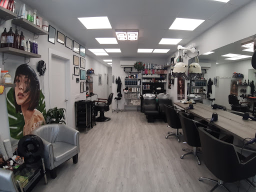 perruqueria estetica barberia jordina en La Fuliola