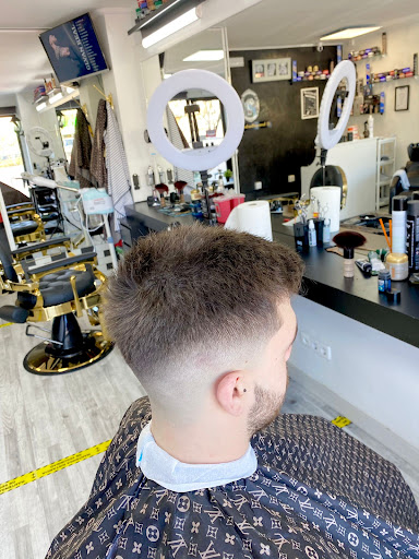 House of barbershoop en Collado Villalba