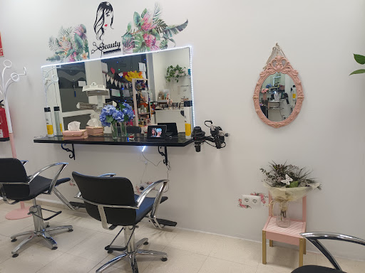 Peluquería y Estética NM en Badajoz