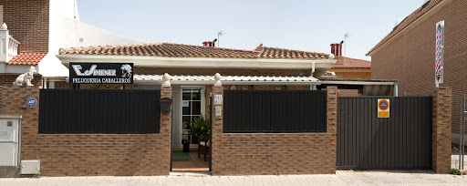 Barbería y Peluquería de Caballeros Esperanza Jiménez en El Casar