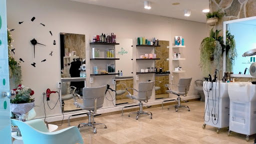 Perruqueria Oxigen per Gemma Fabré Saurí en Agramunt