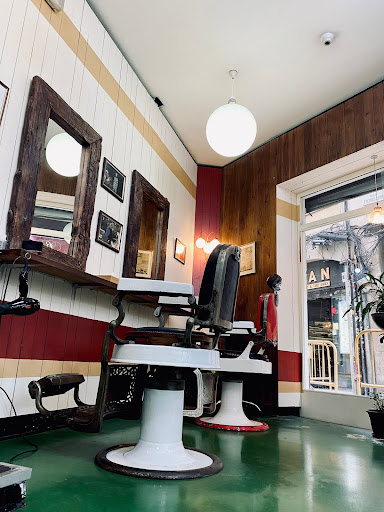 Anthony Llobet English Hair Salons GOTIC en Barcelona