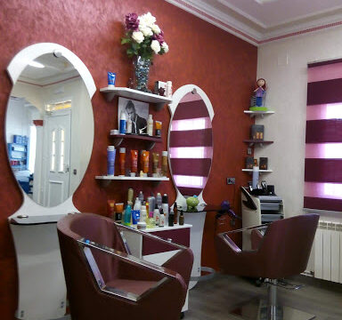 Peluquería «El Parque» – Casas de Fernando Alonso