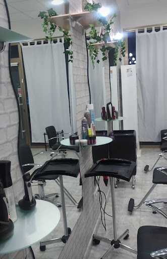 Peluqueria Galeano en Orellana la Vieja