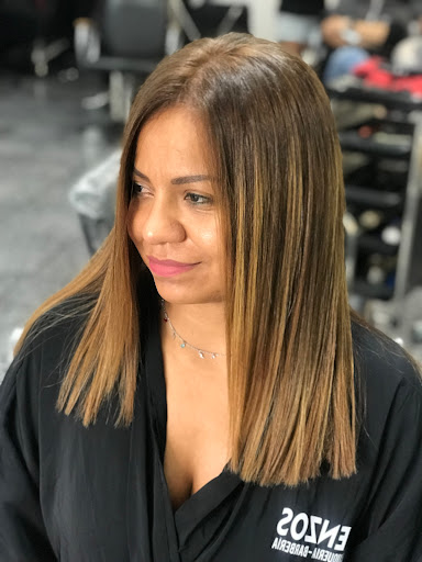 Renzos Hair & Barber en Rubí