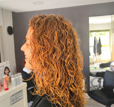 Rasgos peluquería estética. – Cuenca