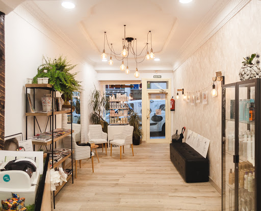 N&V Hairdresser en Logroño