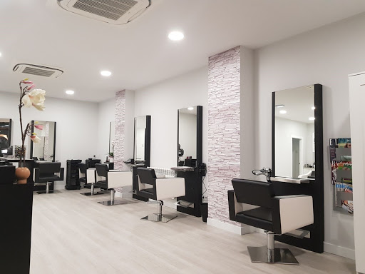 Yolanda Molina Peluqueros y Estilistas en Madrid