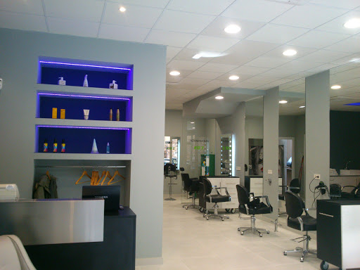 ADAMANTIUN PELUQUEROS en Pola de Laviana