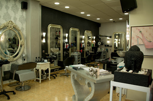ONYX Peluquería Salón de Belleza en Arroyomolinos