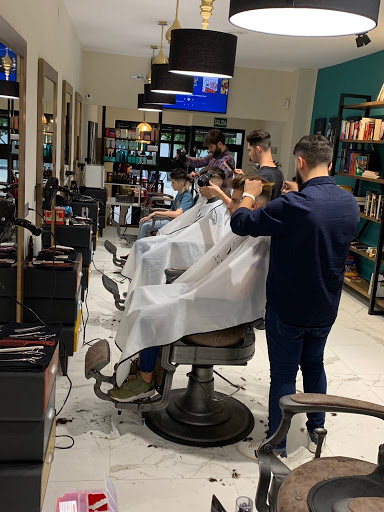 Barbería La Cueva del Oso en Badajoz