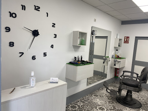 Barbería Paco Moles en Las Gabias