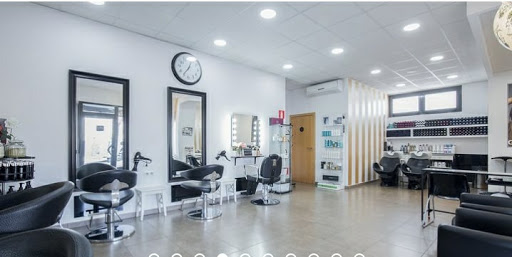Laura Montenegro Hair Salon en Sabadell